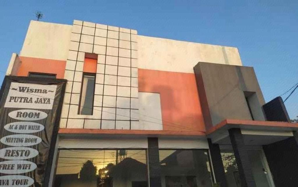 Wisma Putra Jaya Hotel Kaliurang Exterior foto